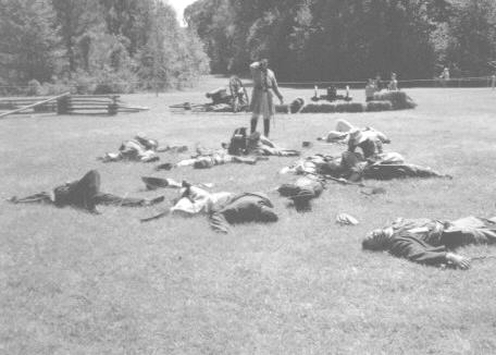 Canister.jpg (36962 bytes)