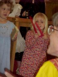 JessicaRhythmBand2.JPG (9984 bytes)