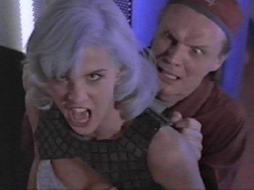 Zev freaks out Stan by roaring