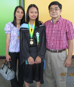 jaycel with mom and deh morente