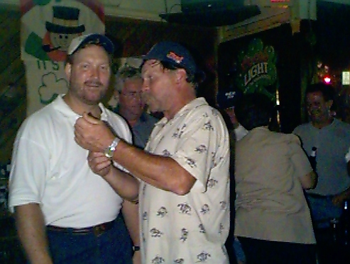 S012i008.jpg (118544 bytes)