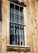 bodiewindow1a.jpg (45089 bytes)