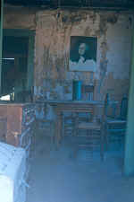 gw2.jpg (21467 bytes)