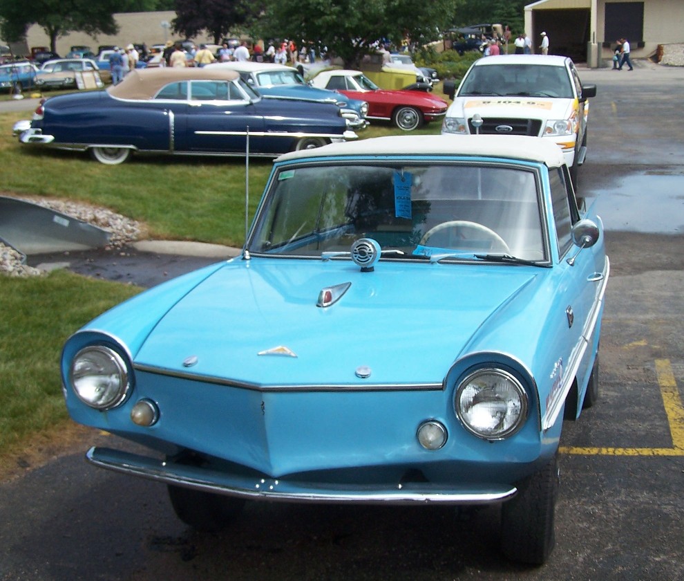 It's a car!  It's a boat!