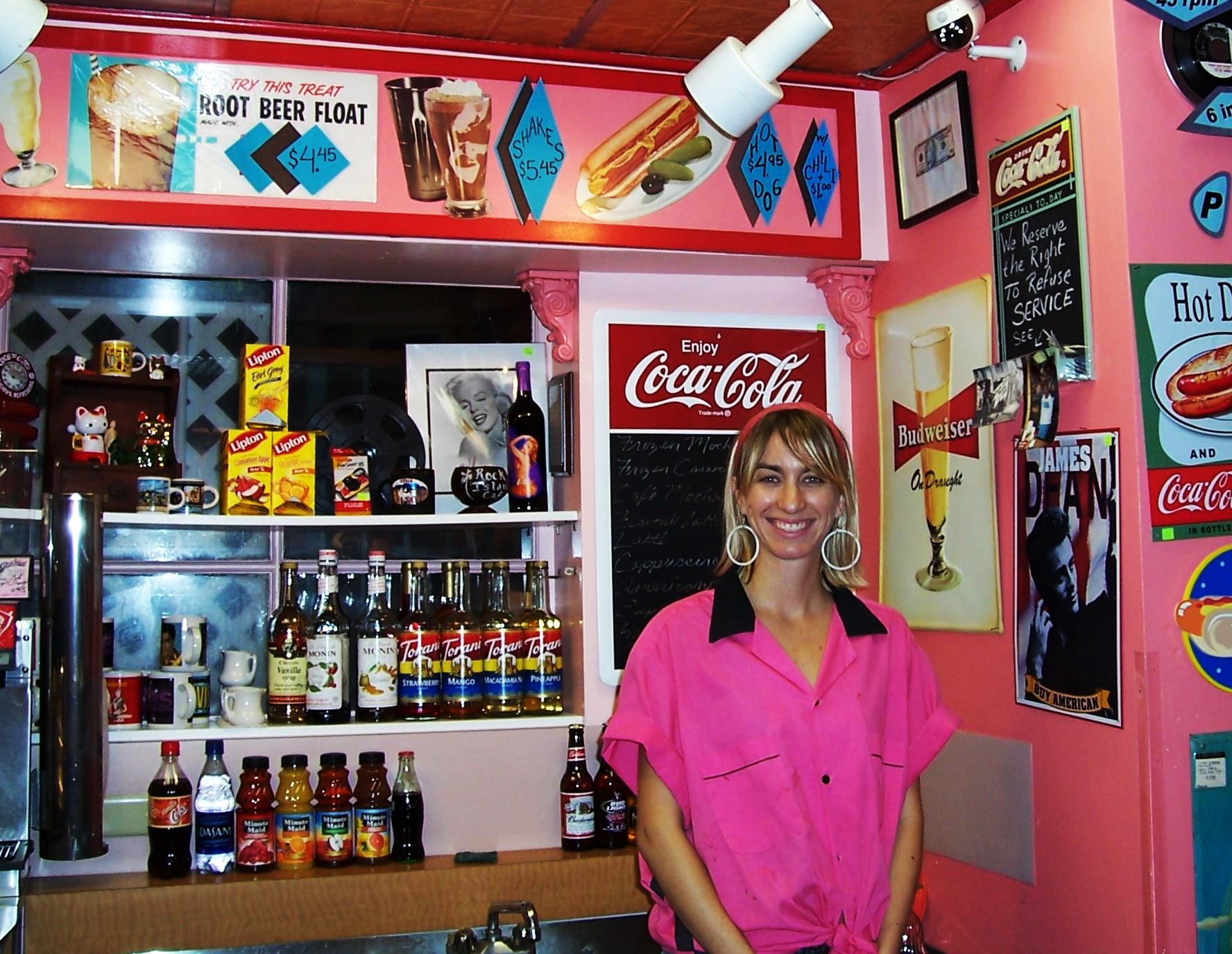 Click to see travel photos at Panoramio