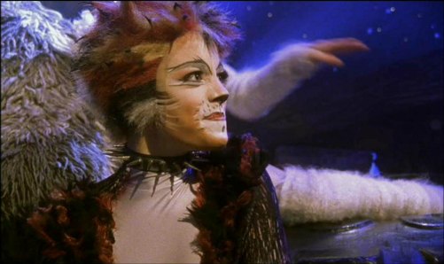 Jemima demonstrating the Pekes by barking