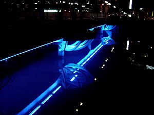 Kaptensbrons bl� ljus