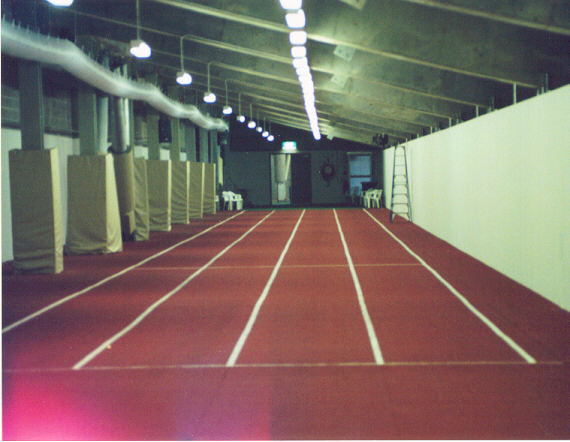 indoor_trk.jpg