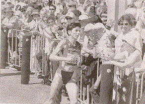 Sue Hobson running the Olympic marathon