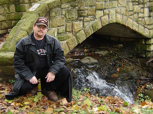 the author Trav .. aka.. Radimsha