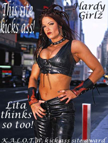 Lita thinks this site kicks ass!
