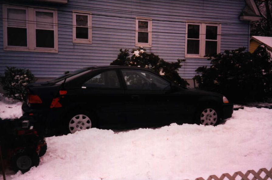 mycarsb4.JPG (61437 bytes)