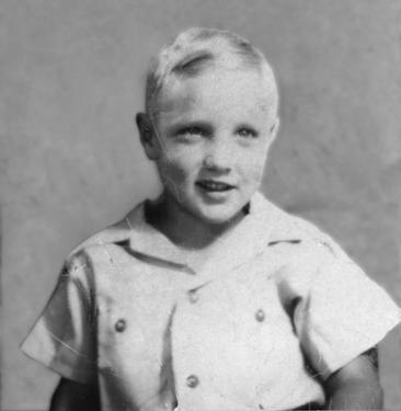 elvis1939.jpg