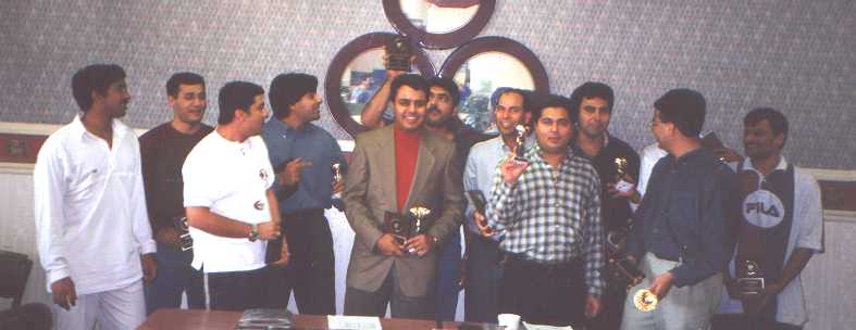 /nt/chawks/chawksgroup1.jpg (26519 bytes)