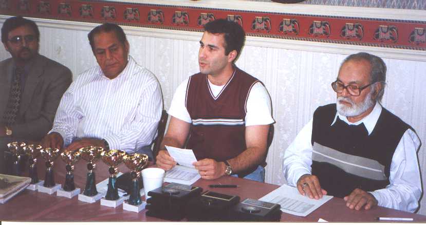 /nt/chawks/presentationsharad1.jpg (40508 bytes)