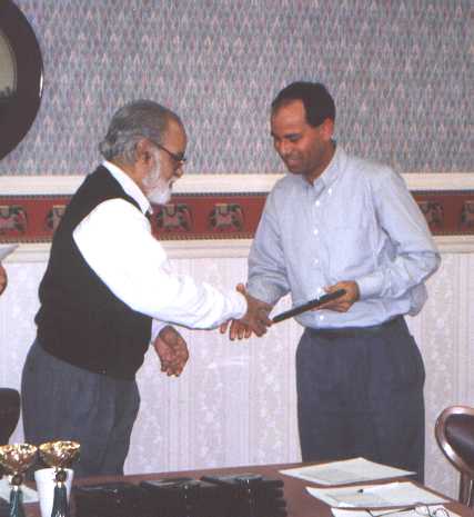 /nt/chawks/rehanaward1.jpg (21401 bytes)