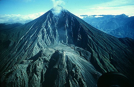 Volcan Santiaguito y Santa Maria