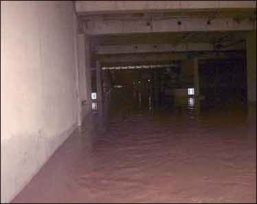 Metro Bellavista inundado