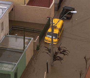 Estacionamientos anegados