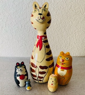 Vintage De Grazia Playing Raindrops Keep Falling On My Head Music Box