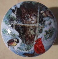 Cabinet knob pulls Kitten & Cardinal