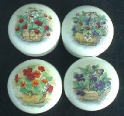 Cabinet Knob w/ Flower Baskets pulls