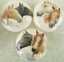 CERAMIC CABINET KNOBS KNOB HORSE CLYDESDALE QUARTER DRAFT