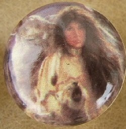 Cabinet knob Maiden W/ Wolves