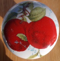 CERAMIC CABINET KNOB KNOBS FRUIT APPLES APPLE