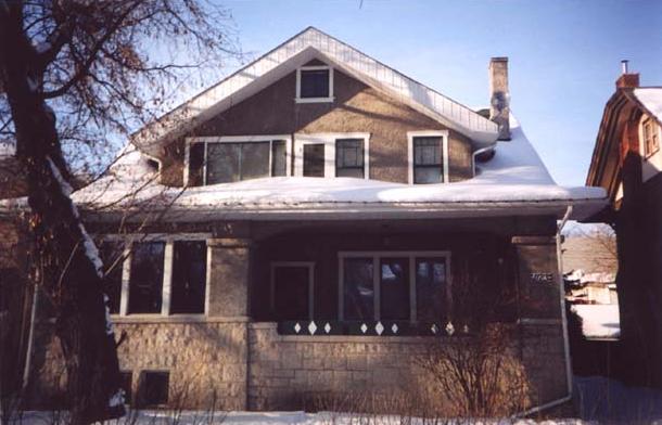 House.jpg (41380 bytes)