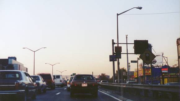 Van Wyck Expwy North Passing Archer Ave.