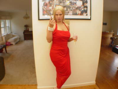 Lisa as Donatella Versace