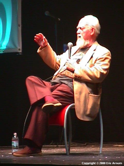 Robert Anton Wilson at DisInfo.con 2000, NYC, Feb 19 2000