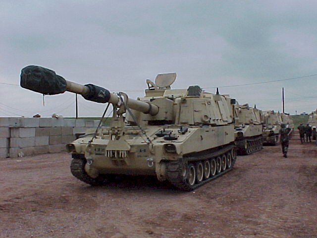 M109's at Railhead