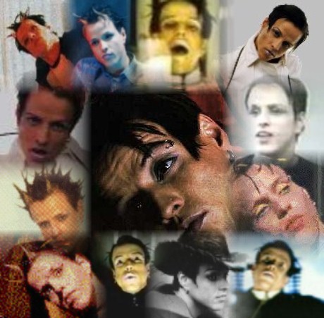 Click on Jay's oh-so-sexy face to enter my page for the god Jay Gordon