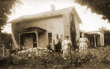 Charles Hibbard with wife Mary Jane and daughter Maude at home in Tedrow