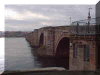 0516.JPG (52932 bytes)