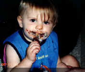 Jor luvs choc.JPG (78849 bytes)