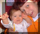 soph n mum.JPG (26114 bytes)