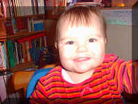 soph's first hair cut.JPG (64140 bytes)