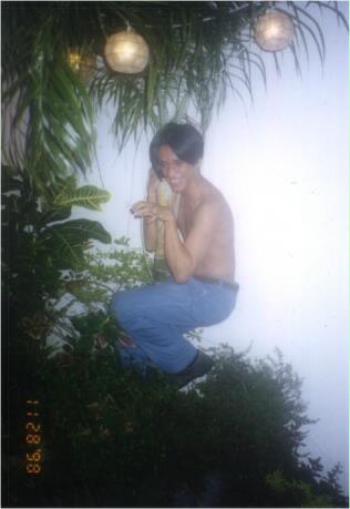 Duday monkeyin around