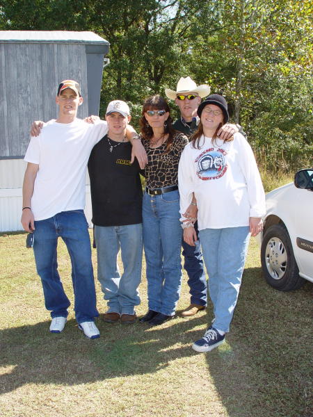 Yep...clickin' on the picture will let you see it bigger :o)