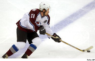 First puck touch in game in allmost one year