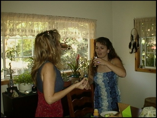 03house_toast.jpg, 60742 bytes, 8/26/01