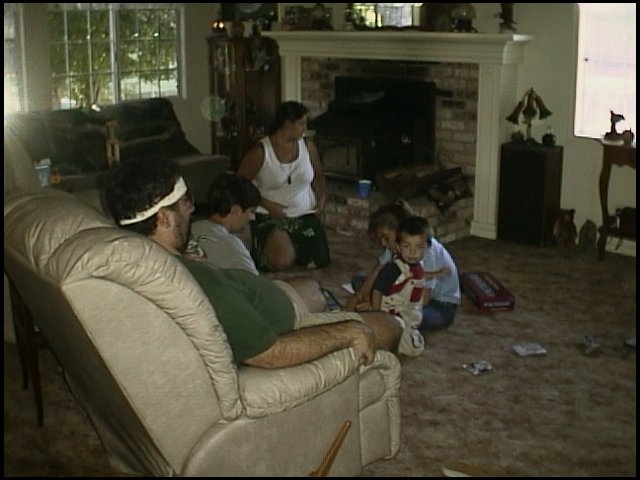 05house_n_20th.jpg, 52847 bytes, 8/26/01