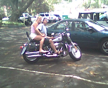maui-harleyP-J2.jpg, 42384 bytes, 8/6/01