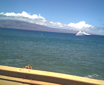 maui-yacht2.jpg, 27021 bytes, 8/6/01