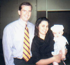 familyeasterJPG.JPG (24209 bytes)