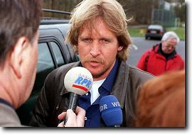 Always journalists around him