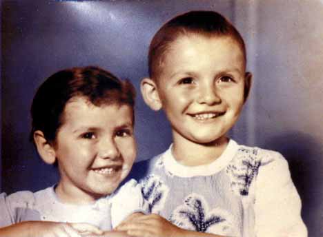 steveandtoon2.JPG (26309 bytes)